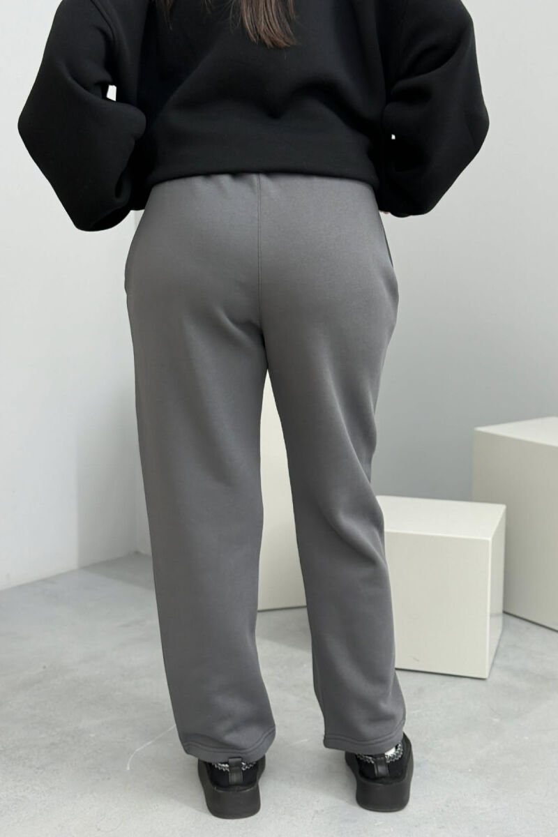 TUTA TE THJESHTA NJE NGJYRESHE ME PUSH PER FEMRA NE NGJYRE GRI TE ERRET - 3