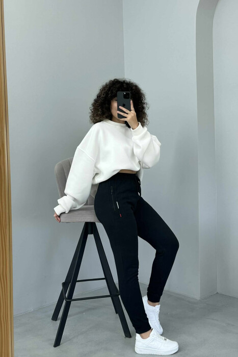 TUTA TË THJESHTA PËR FEMRA NË NGJYRËN E ZEZË - 3