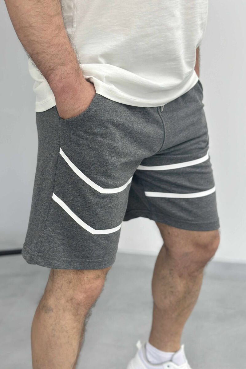 TWO LINES MEN SHORT SWEATPANTS DARK GREY/GEE - 2