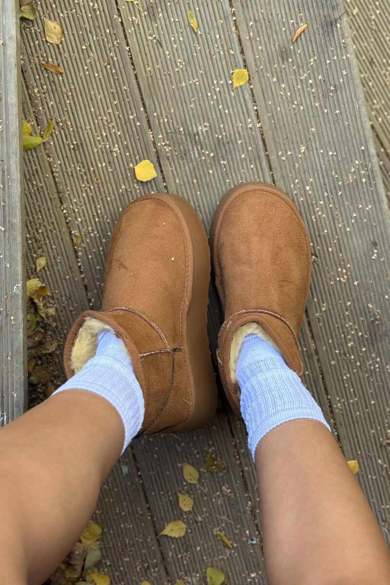 UGG TË SHKURTRA ME PLATFORMË TË LARTË PËR FEMRA NË NGJYRËN KAFE - 3