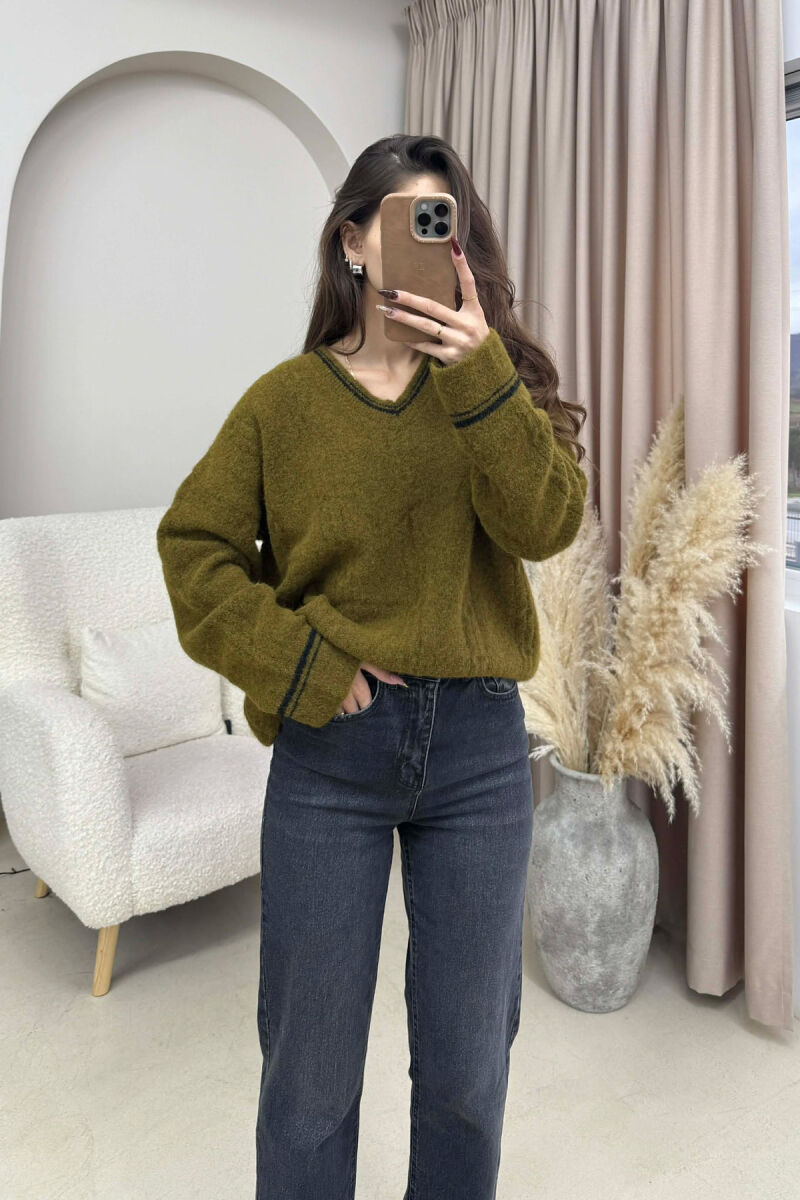 V NECK SIMPLE WOMEN SWEATER OLIVE/ULLI - 2