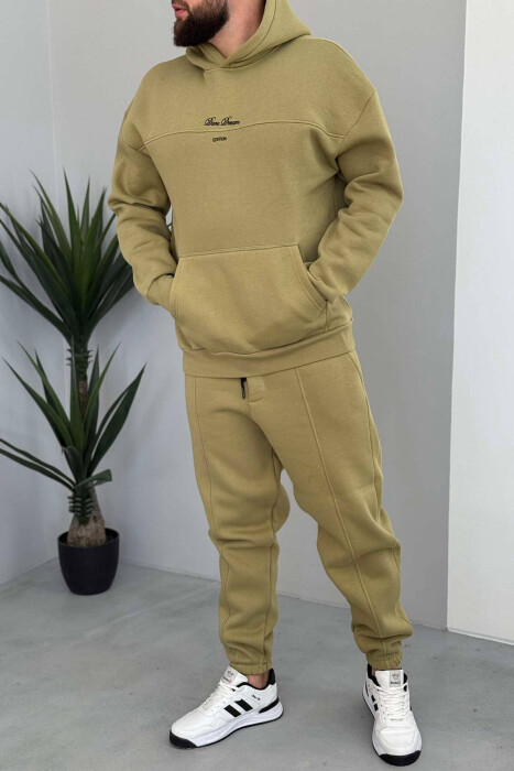 WRITTINGS HOODED MEN FLUFFY SET OLIVE/ULLI - KLAUDIO FASHION