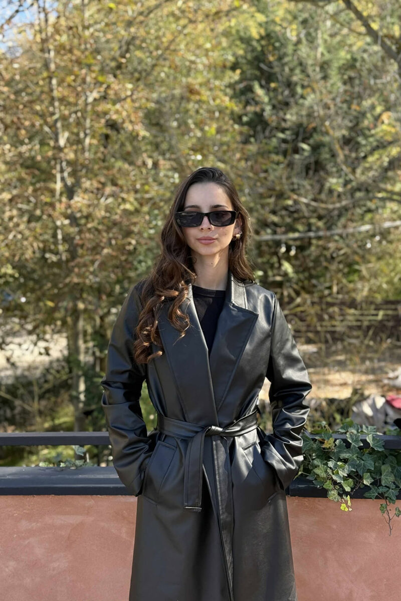 PARDESY E GJATË LËKURE ME LIDHËSE PËR FEMRA NË NGJYRË TË ZEZË - 2