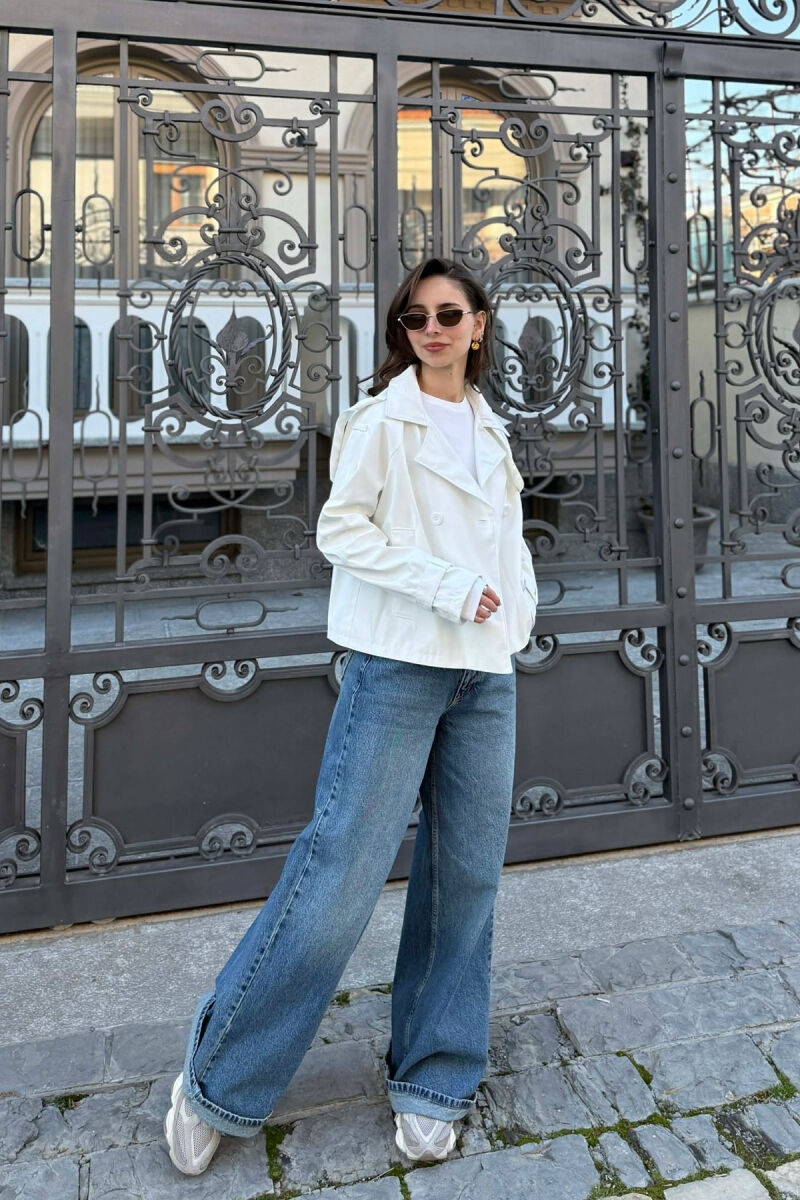 XHAKETE E SHKURTER NJE NGJYRESHE PER FEMRA NE NGJYRE TE BARDHE - 2