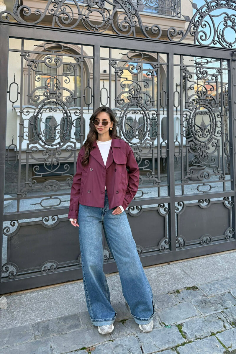 XHAKETE E SHKURTER NJE NGJYRESHE PER FEMRA NE NGJYRE VISHNJE - 2