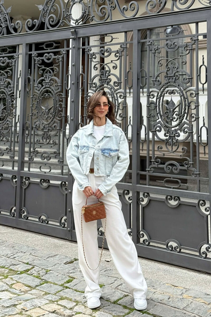 XHAKETE E SHKURTER XHINS PER FEMRA NE NGJYRE BLU TE ZBARDHUR - 2