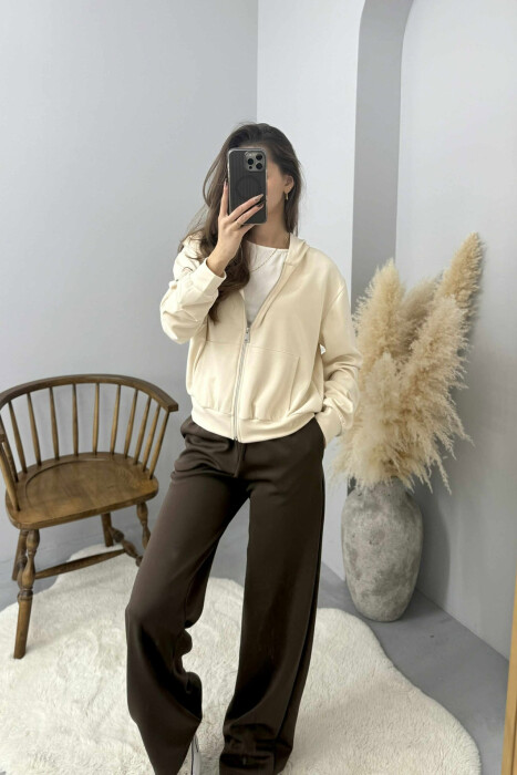 XHAKETE E THJESHTE NJE NGJYRESHE ME KAPUÇ DHE ZINXHIR PER FEMRA NE NGJYRE KREM - 2