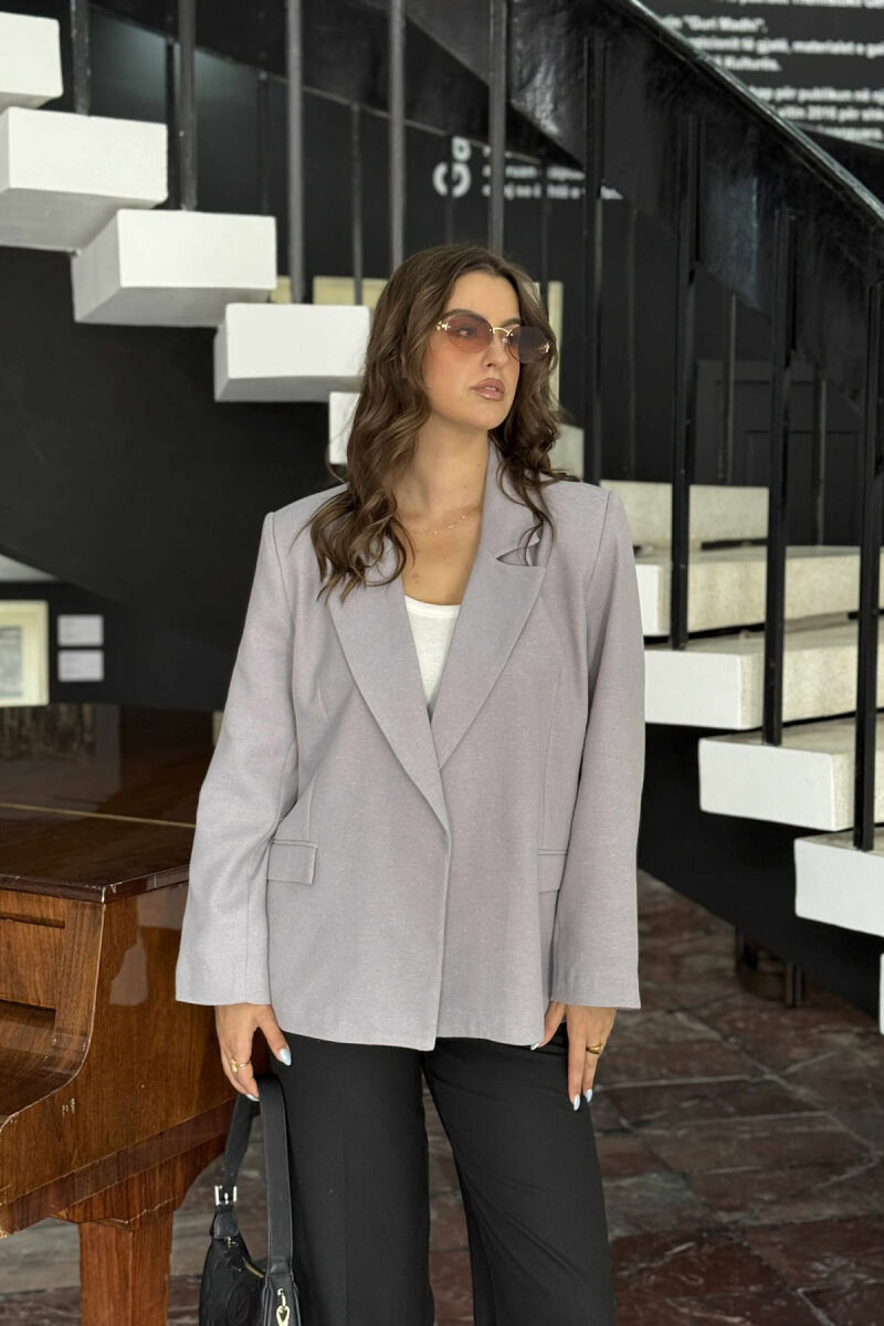 XHAKETË E THJESHTË NJËNGJYRËSHE PËR FEMRA NË NGJYRËN GRI - 3