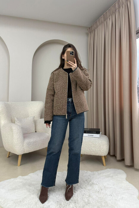 XHAKETE E THJESHTE PER FEMRA NE NGJYRE KAFE - 4