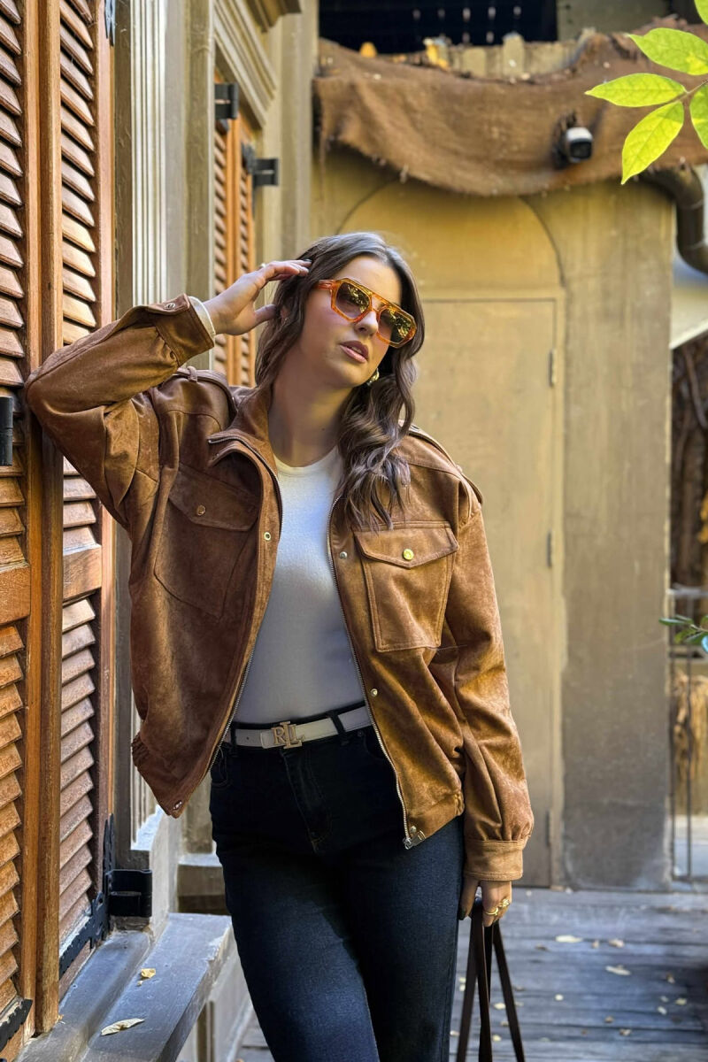 XHAKETË KAMOSH ME ZINXHIR DHE BUTONA PËR FEMRA NË NGJYRË KAFE - 4