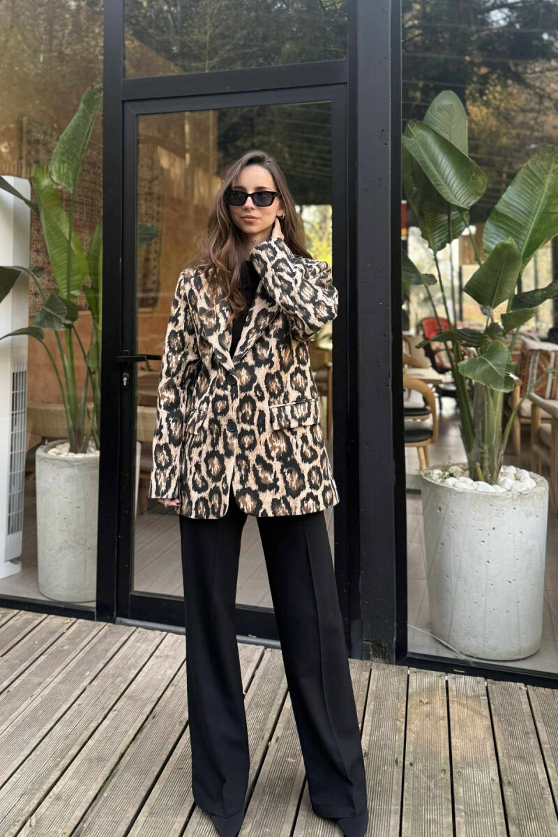 XHAKETE KLASIKE ME DIZAJN LEOPARDI PER FEMRA NE NGJYRE BEZHE - 1