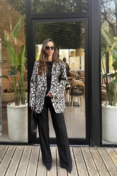 XHAKETE KLASIKE ME DIZAJN LEOPARDI PER FEMRA NE NGJYRE GRI - 1