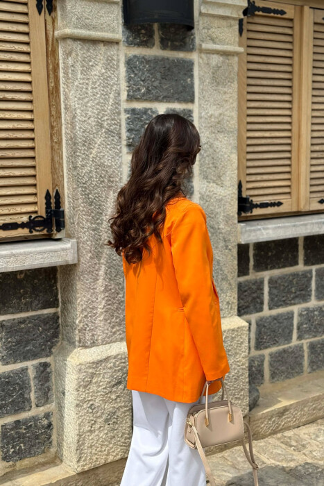 XHAKETE KLASIKE ME NJE BUTON GOLD PER FEMRA NE NGJYRE PORTOKALLI - 2