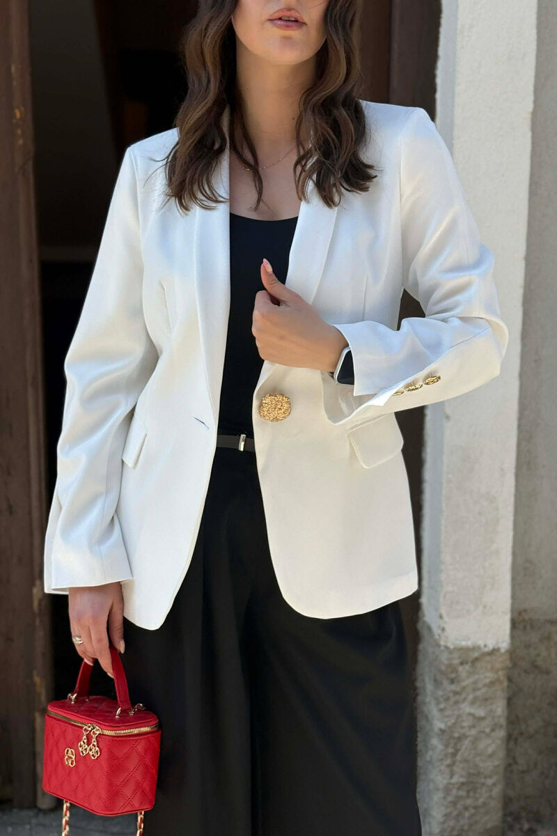 XHAKETE KLASIKE NJE NGJYRESHE ME BUTONA GOLD PER FEMRA NE NGJYRE TE BARDHE - 4