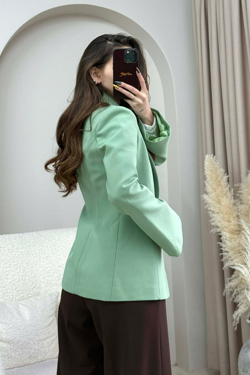 XHAKETE KLASIKE NJE NGJYRESHE ME DETAJE TE THJESHTA PER FEMRA NE NGJYRE MENTE - 2