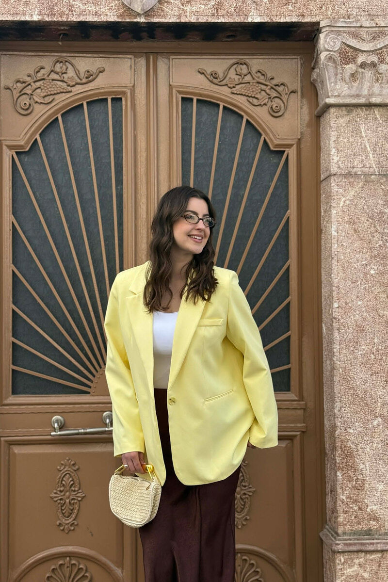 XHAKETE KLASIKE NJE NGJYRESHE PER FEMRA NE NGJYRE TE VERDHE - 2