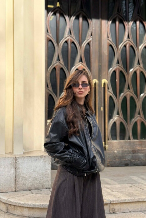 XHAKETE LEKURE NJE NGJYRESHE ME ZINXHIR PER FEMRA NE NGJYRE TE ZEZE - 3