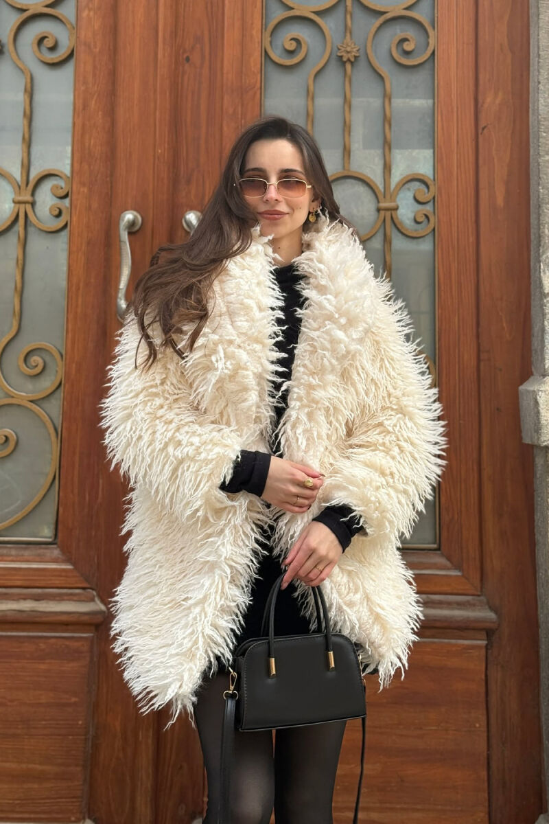 XHAKETE ME GEZOF TE DREDHUR PER FEMRA NE NGJYRE TE BARDHE - 2