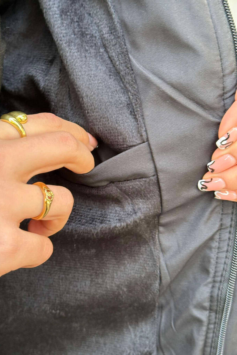 XHAKETË ME PUSH PËR FEMRA NË NGJYRËN BLU - 5