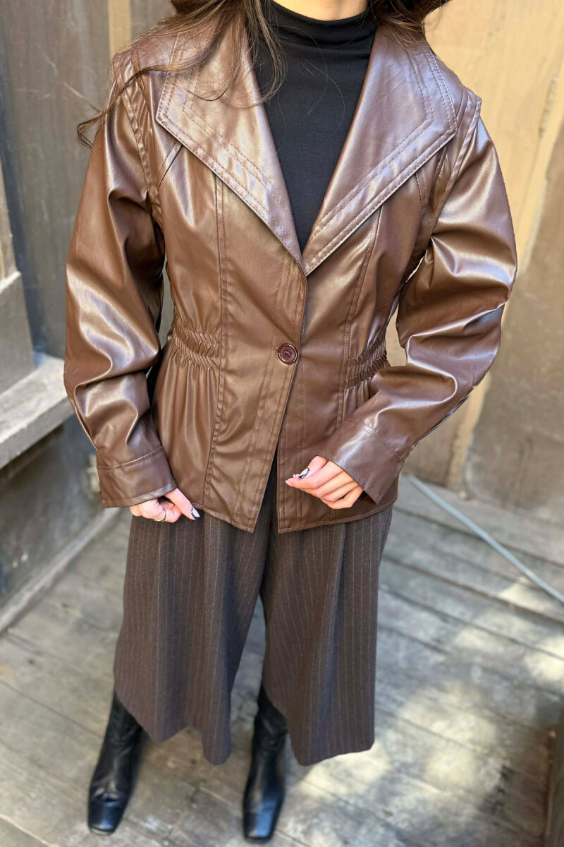 XHAKETË NJË NGJYRËSHE LËKURE ME BEL ELASTIK PËR FEMRA NË NGJYRË KAFE - 6