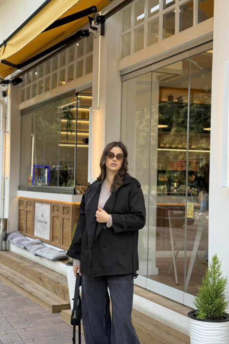 XHAKETË NJË NGJYRËSHE ME DETAJIN E RRIPIT PËR FEMRA NË NGJYRËN E ZEZË - 5