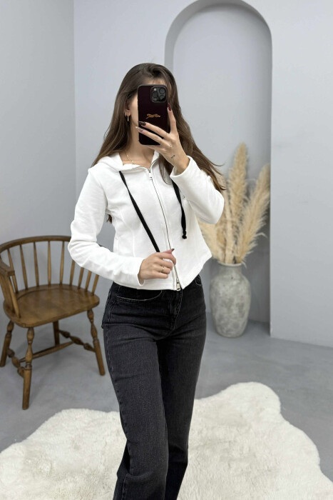 XHAKETE NJE NGJYRESHE ME KAPUÇ DHE ZINXHIR PER FEMRA NE NGJYRE TE BARDHE - 4