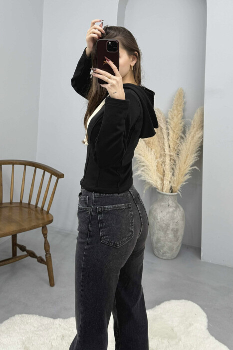 XHAKETE NJE NGJYRESHE ME KAPUÇ DHE ZINXHIR PER FEMRA NE NGJYRE TE ZEZE - 3