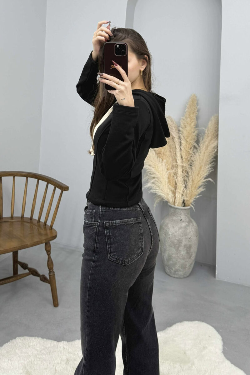 XHAKETE NJE NGJYRESHE ME KAPUÇ DHE ZINXHIR PER FEMRA NE NGJYRE TE ZEZE - 3