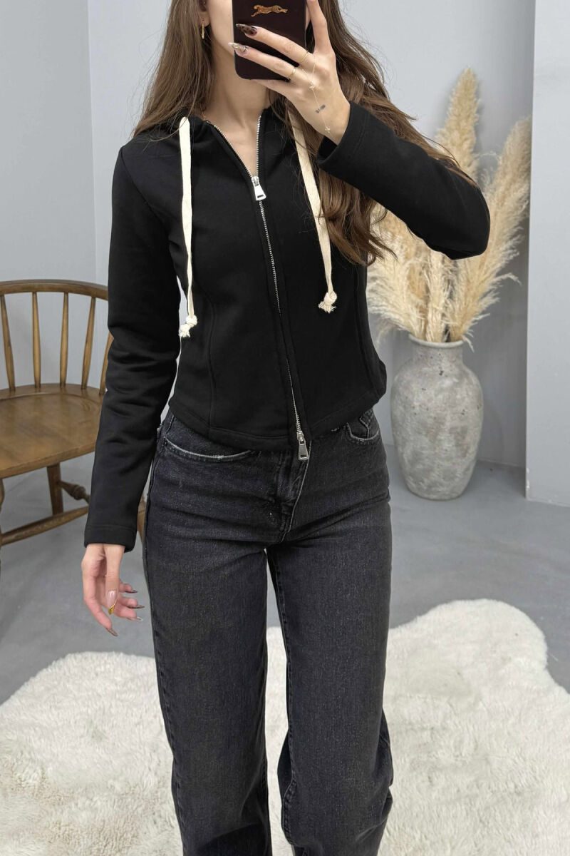 XHAKETE NJE NGJYRESHE ME KAPUÇ DHE ZINXHIR PER FEMRA NE NGJYRE TE ZEZE - 4