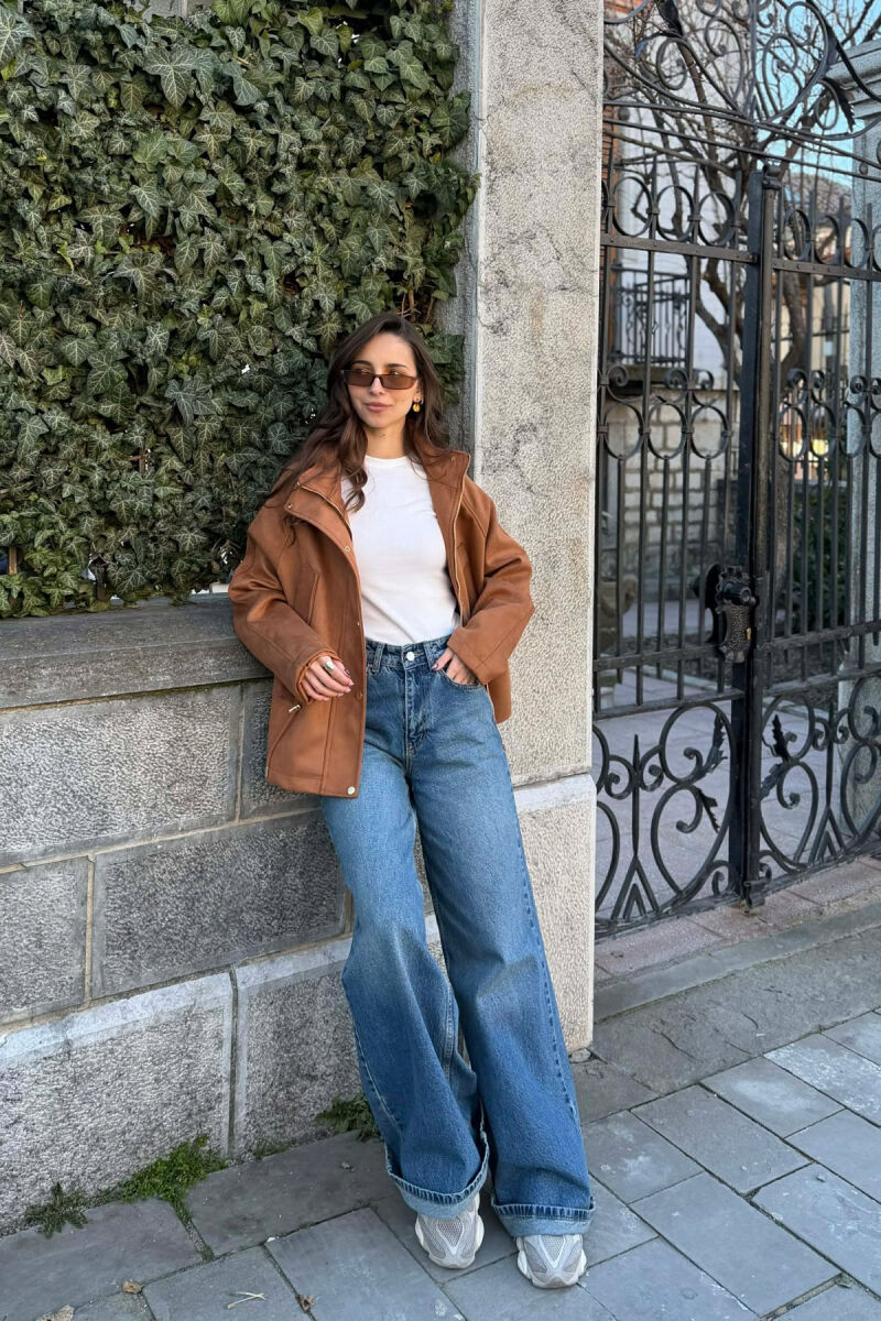 XHAKETE NJE NGJYRESHE ME KAPUC PER FEMRA NE NGJYRE KAFE - 3