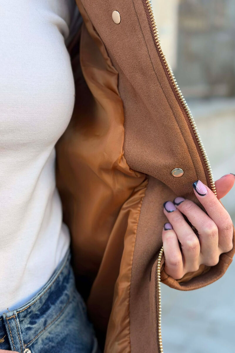 XHAKETE NJE NGJYRESHE ME KAPUC PER FEMRA NE NGJYRE KAFE - 7