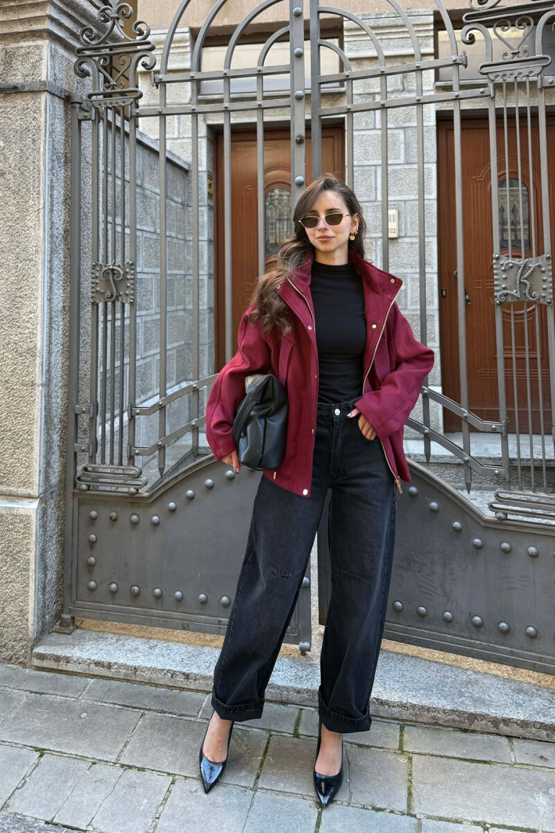 XHAKETE NJE NGJYRESHE ME KAPUC PER FEMRA NE NGJYRE VISHNJE - 2