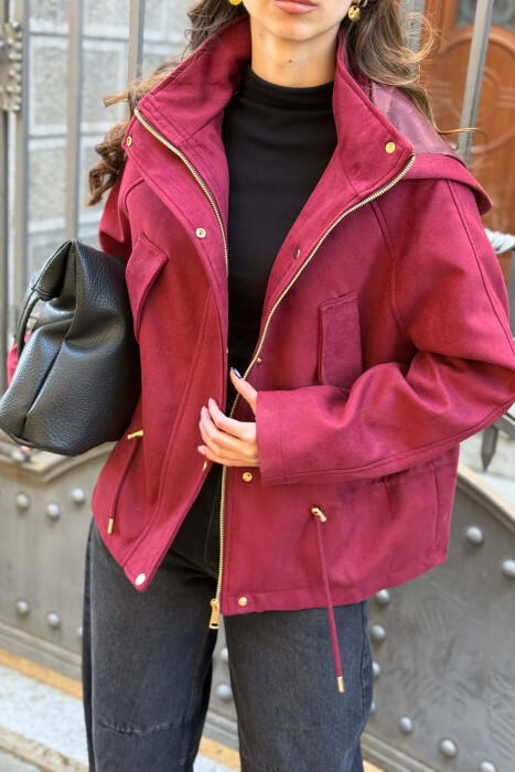 XHAKETE NJE NGJYRESHE ME KAPUC PER FEMRA NE NGJYRE VISHNJE - 3