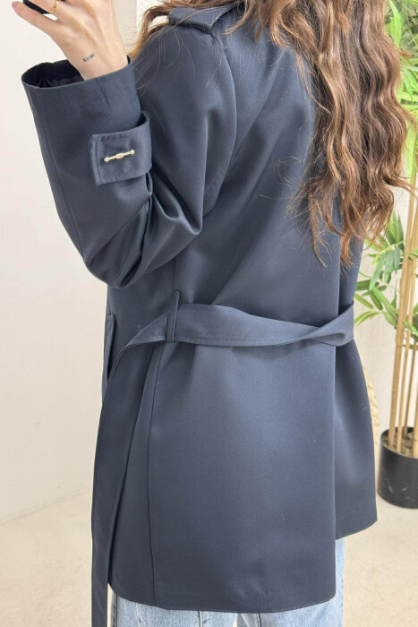 XHAKETË NJË NGJYRËSHE ME KOPSA PËR FEMRA NË NGJYRËN BLU E ERRËT - 4