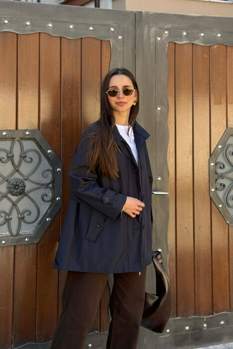 XHAKETE NJE NGJYRESHE ME ZINXHIR DHE BUTONA PER FEMRA NE NGJYRE BLU - 3