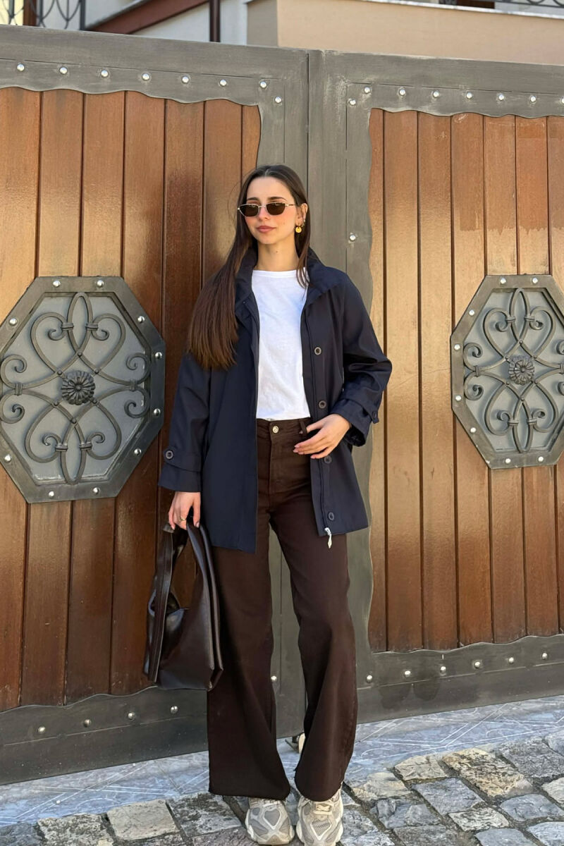 XHAKETE NJE NGJYRESHE ME ZINXHIR DHE BUTONA PER FEMRA NE NGJYRE BLU - 6