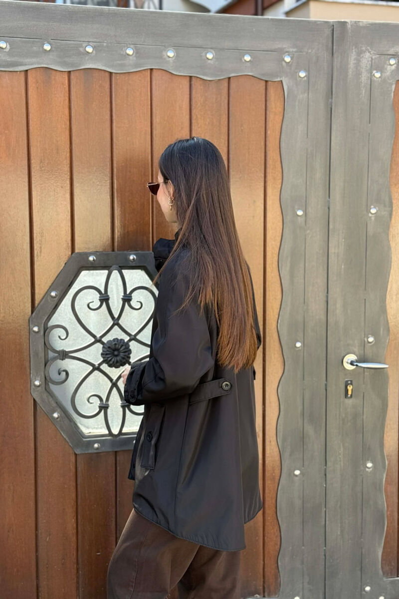 XHAKETE NJE NGJYRESHE ME ZINXHIR DHE BUTONA PER FEMRA NE NGJYRE TE ZEZE - 2