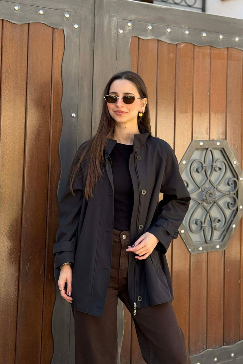 XHAKETE NJE NGJYRESHE ME ZINXHIR DHE BUTONA PER FEMRA NE NGJYRE TE ZEZE ME TE ZEZE - 4