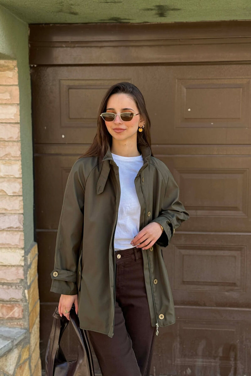 XHAKETE NJE NGJYRESHE ME ZINXHIR DHE BUTONA PER FEMRA NE NGJYRE ULLI - 2