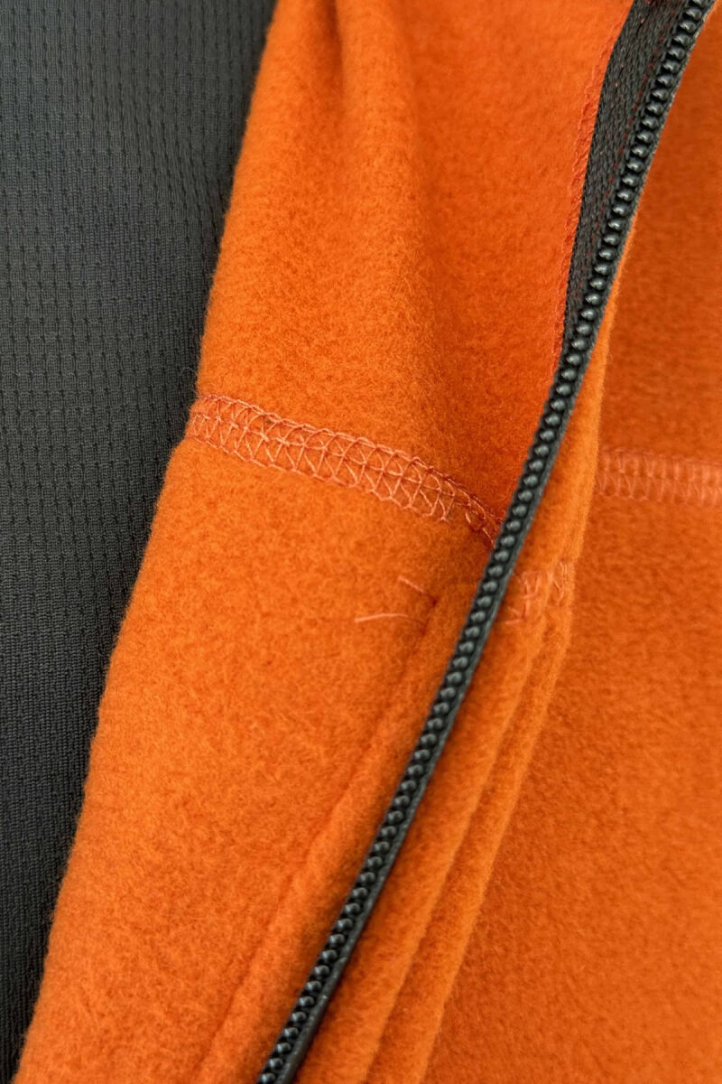 XHAKETË POLARE PËR MESHKUJ NË NGJYRË TULLË - 4