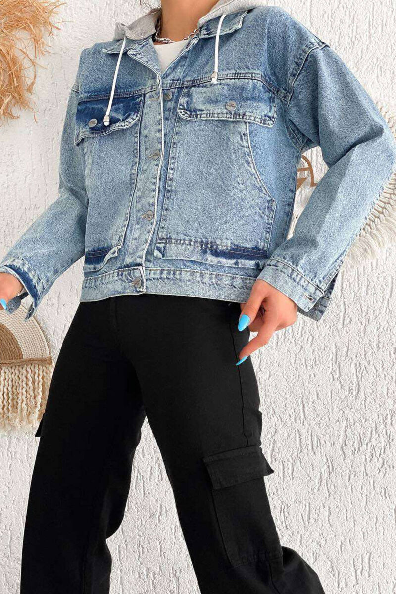 XHAKETË XHINS ME KAPUC PËR FEMRA NË NGJYRËN BLU E ZBARDHUR - 5