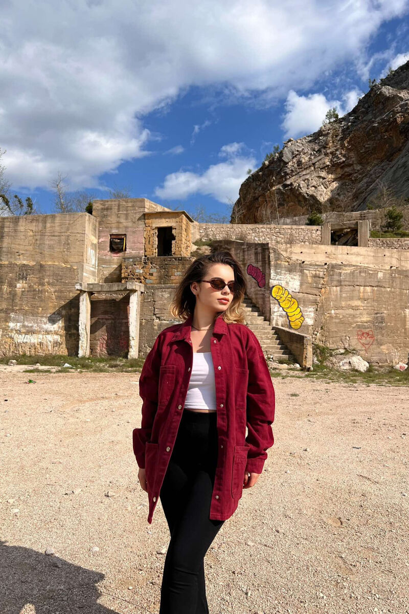 XHAKETË XHINS ME XHEPA PËR FEMRA NË NGJYRËN VISHNJË - 4