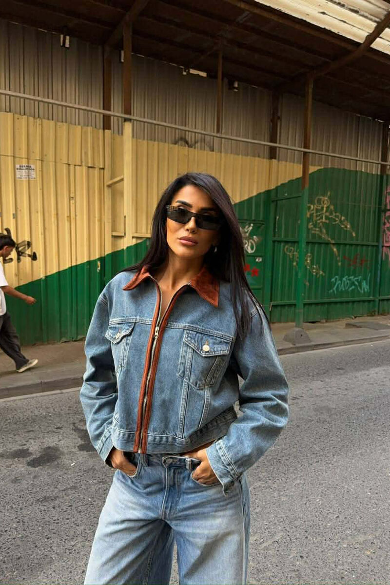 XHAKETE XHINS ME ZINXHIR PER FEMRA NE NGJYRE BLU - 1