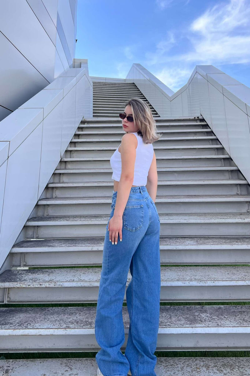 XHINSE TË GJËRA NJË NGJYRËSHE PËR FEMRA NË NGJYRËN BABY BLUE - 2