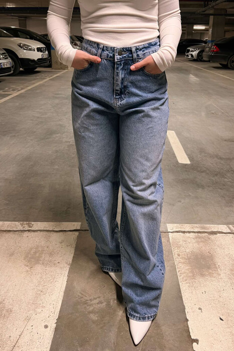 XHINSE TË GJERA PËR FEMRA NË NGJYRËN BLU E ZBARDHUR - 8