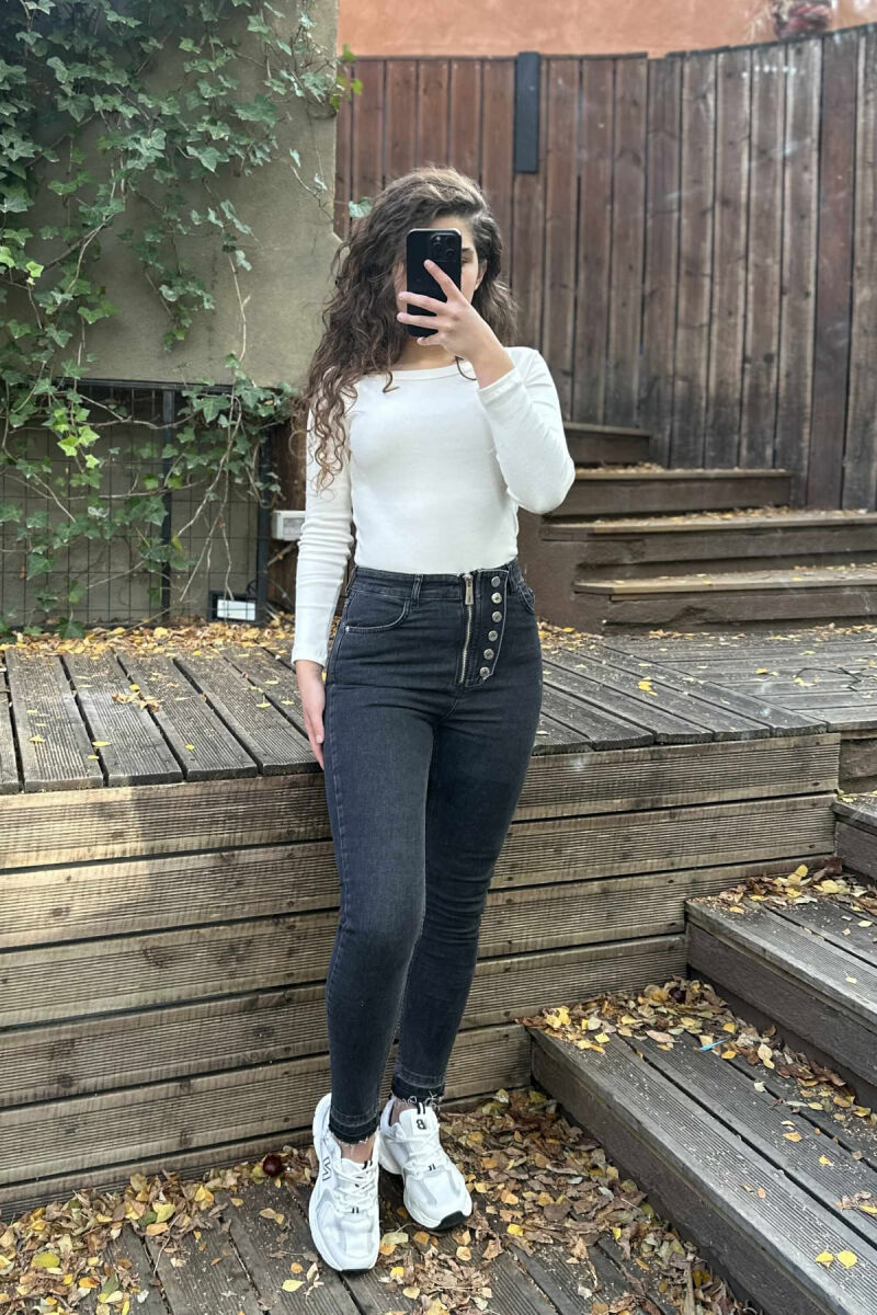 XHINSE TË NGUSHTA NJË NGJYRËSHE PËR FEMRA NË NGJYRËN GRI E ERRËT - 2