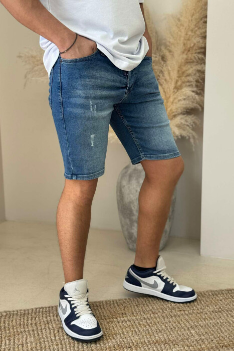 XHINSE TË SHKURTRA ME GËRVISHTJE PËR MESHKUJ NË NGJYRËN BLU E ZBARDHUR - 2