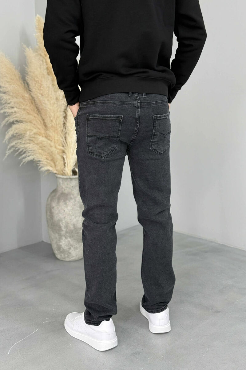 XHINSE TË THJESHTA NJË NGJYRËSHE PËR MESHKUJ NË NGJYRË GRI TË ERRËT - 4