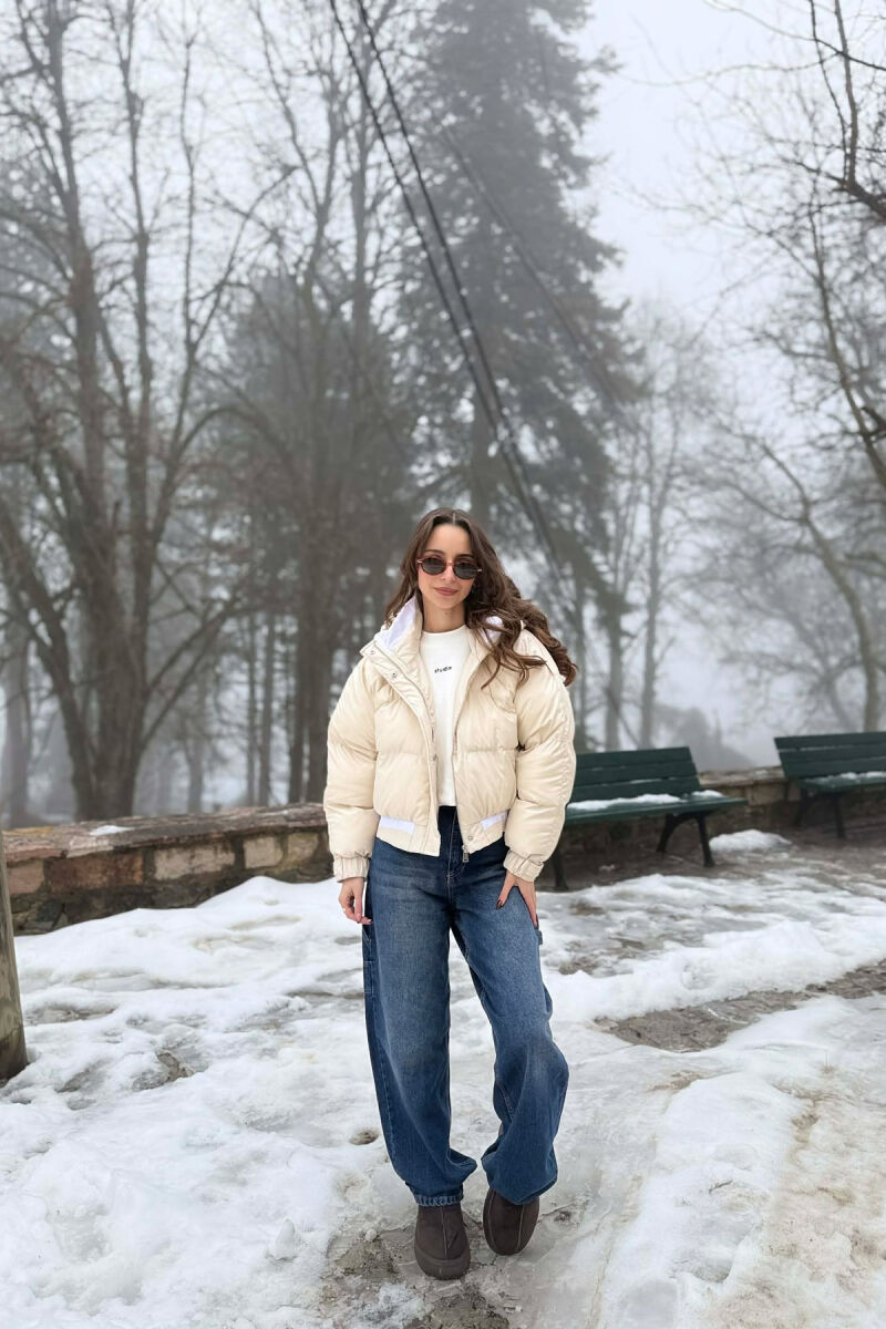 XHUP I SHKURTER NJE NGJYRESH ME ZINXHIR PER FEMRA NE NGJYRE KREM - 4