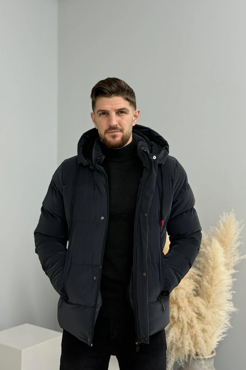 XHUP NJE NGJYRESH ME KAPUÇ DHE PUSH PER MESHKUJ NE NGJYRE GRI TE ERRET - 6